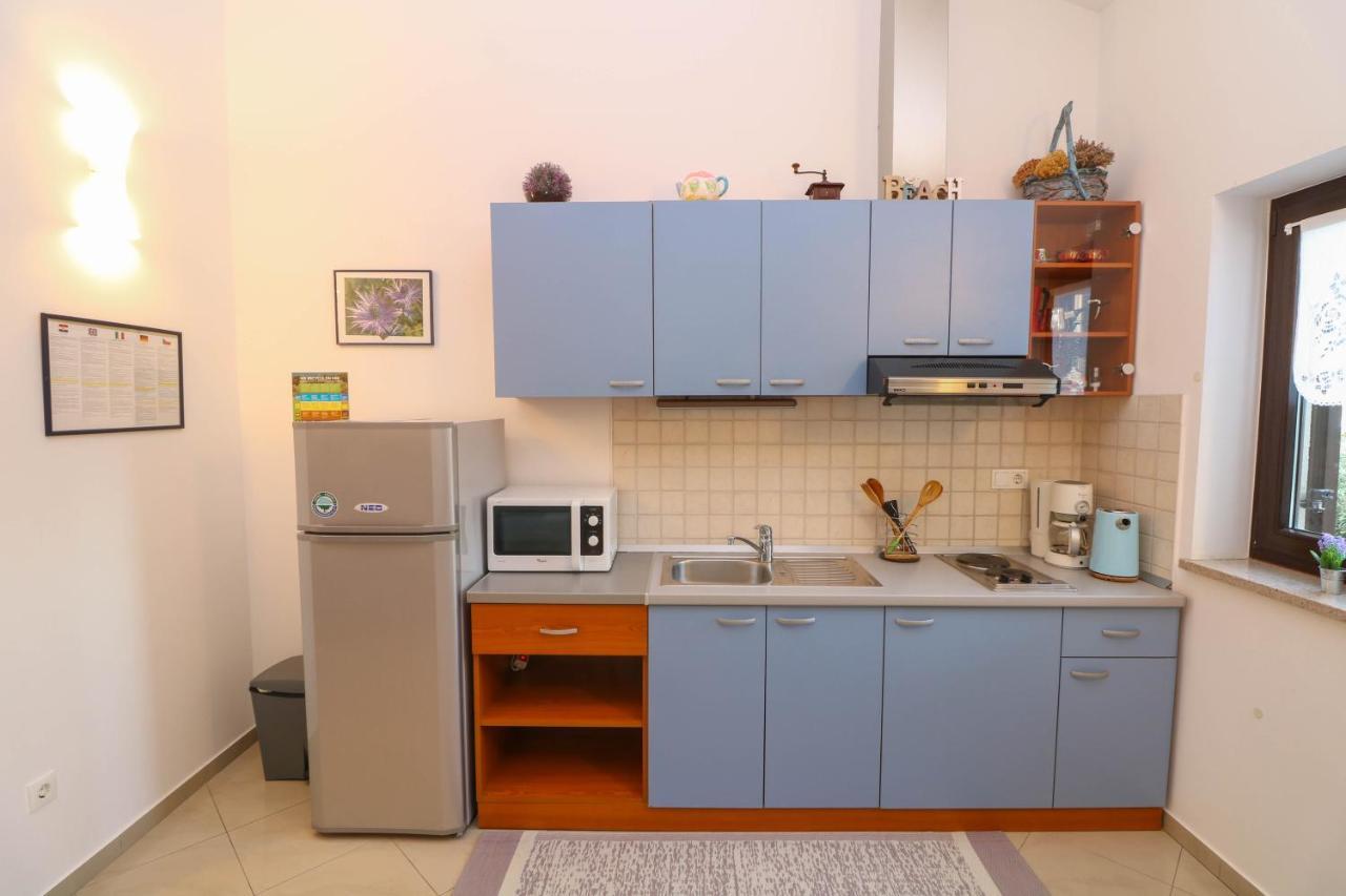 באסקה Apartments Blue And Green With Balcony מראה חיצוני תמונה